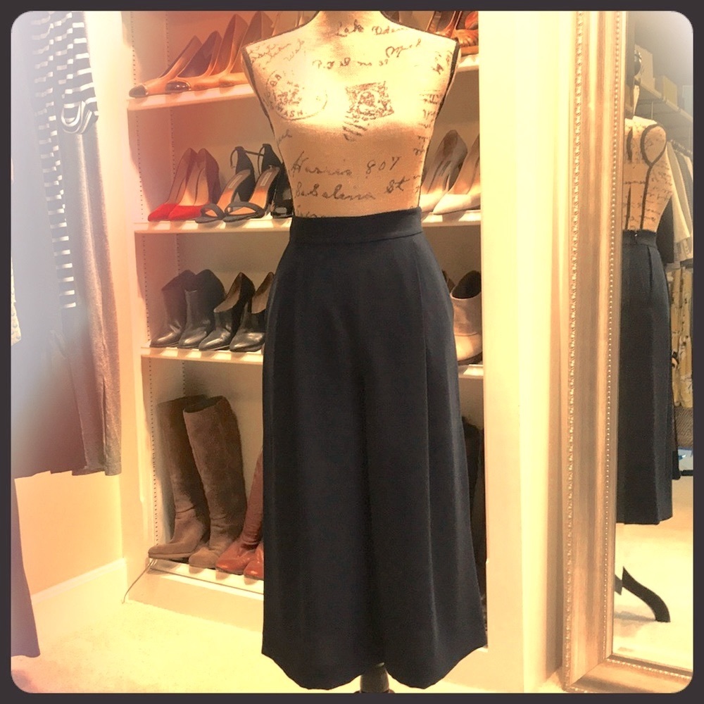 Diane Von Furstenberg Navy Wide-Leg Capris